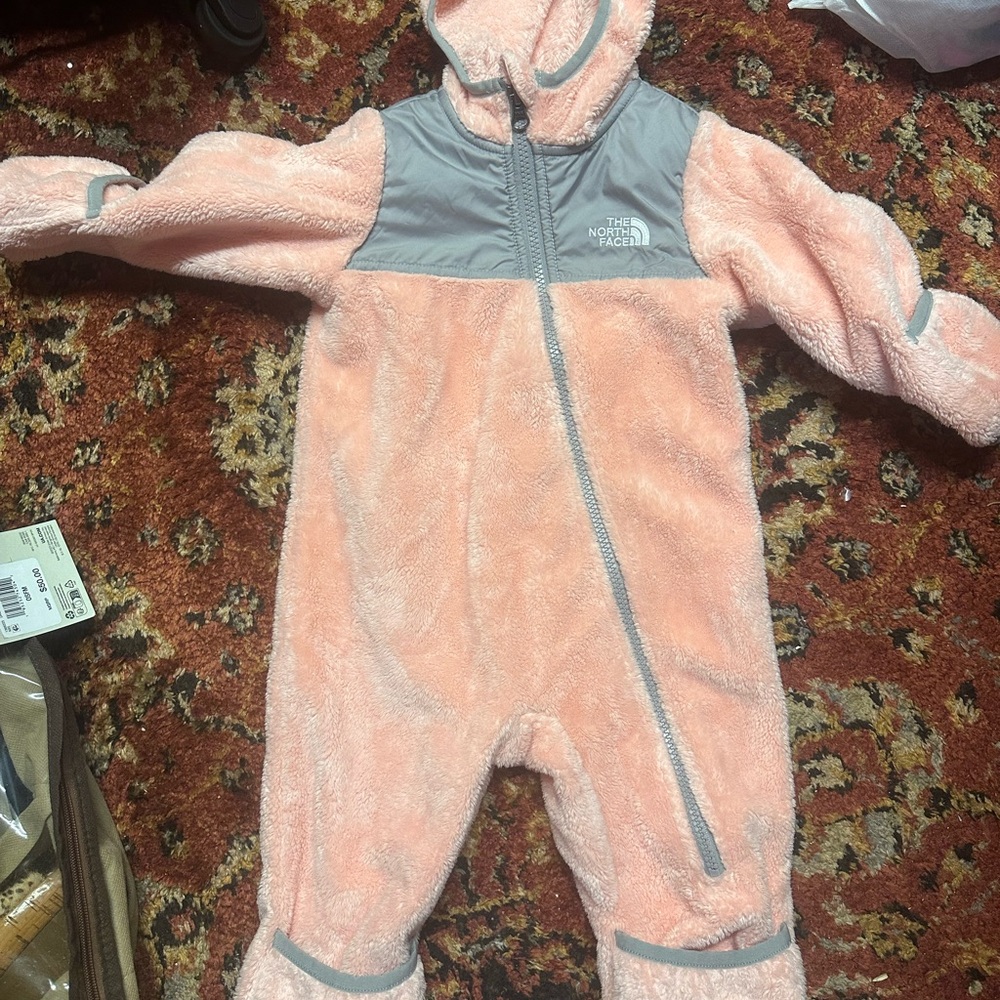 The North Face Peach and Gray Kids Footie